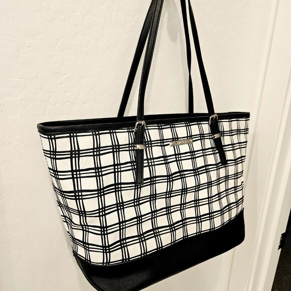 Nine West black and white Lg tote bag. - Picture 3 of 9